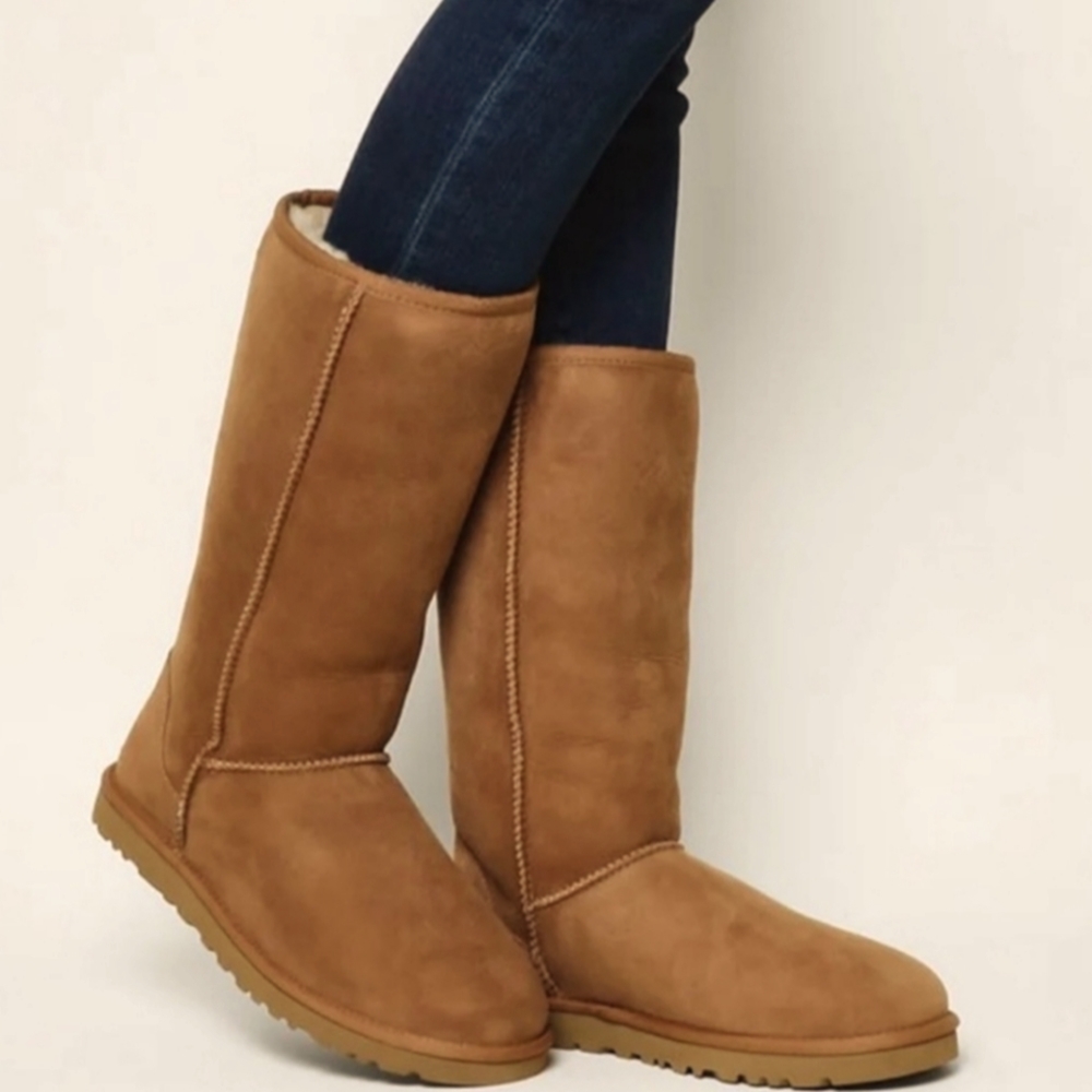 UGG classic tall chestnut sheepskin leather Boots